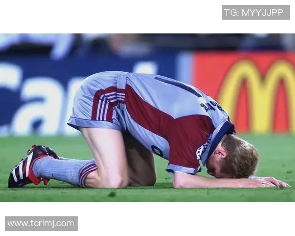 99年曼联逆转拜仁的传奇之夜重温足球历史的经典瞬间