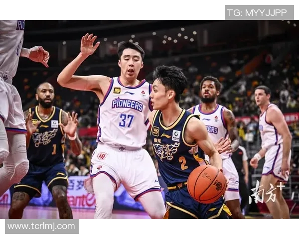 CBA同曦对阵广东精彩直播全程回顾与赛后分析尽在这里